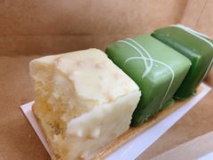 -星巴克(蔡伦路店)