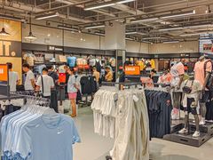 -王府井奥莱临潼小镇(临潼店)