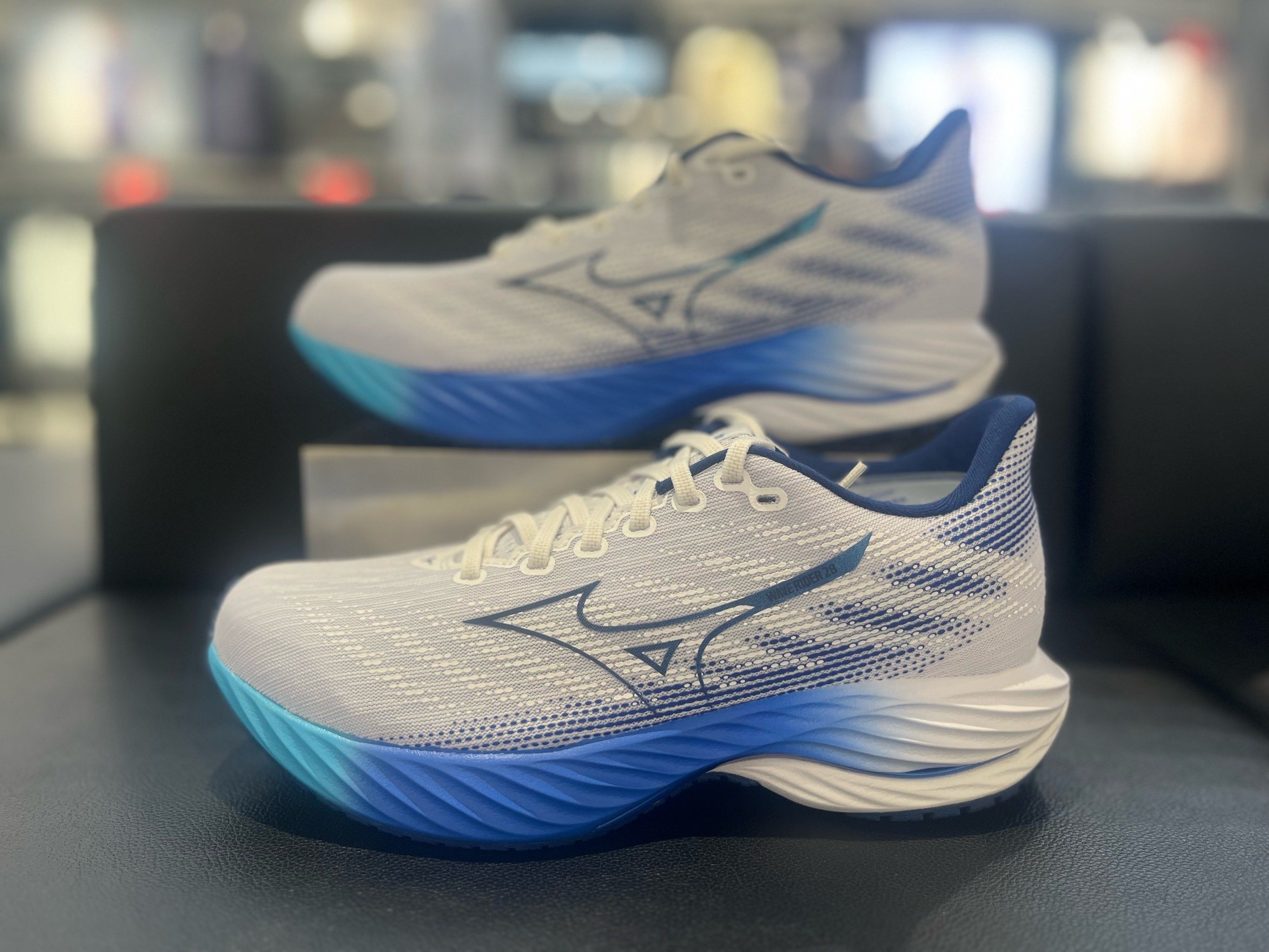 美津浓mizuno跑鞋