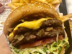 -The Habit Burger Grill 哈比特汉堡(爱琴海店)