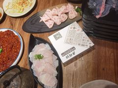 -吴氏老牌坊云南鱼豆花火锅店(通江街店)