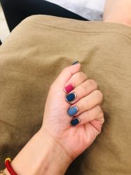 -手牵手美甲