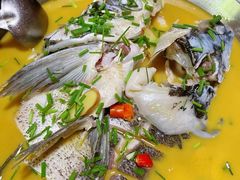 -赋石水库船头鱼红房子饭店