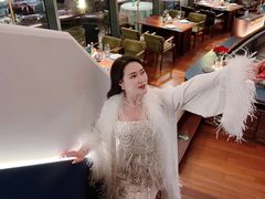 -MONICH牛排融合餐厅(和义大道购物中心店)