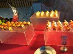 -亚龙湾希尔顿自助餐厅·海鲜·烧烤·沙滩BBQ·现场乐队