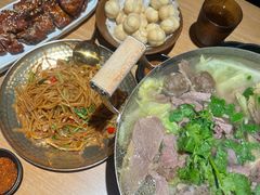 -川堂风·跷脚牛肉·乐山爆炒(宝山日月光店)