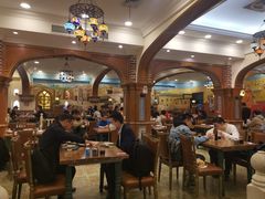 大堂-清真·玛丽亚新疆菜主题餐厅(浙江中路店)