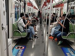 -常熟路(地铁站)