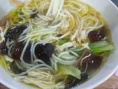 -越洋肖氏老米线(杨家坪店)