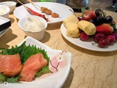 -雍和会海鲜姿造自助(湖东路店)