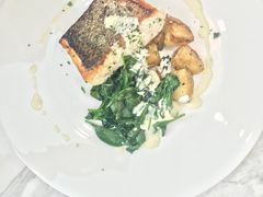 -La Mer Restaurant & Lounge