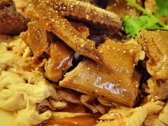 腐竹陈皮乳鸽-龙桥私厨·姜花菊花过桥鱼·顺德菜(容桂店)