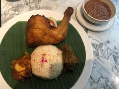 -关夫人餐厅(阳光广场店)