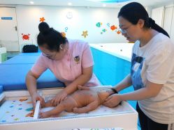 -马博士婴幼儿游泳馆(广安门旗舰店)