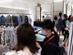 店内环境-ZARA(深圳金光华广场店)