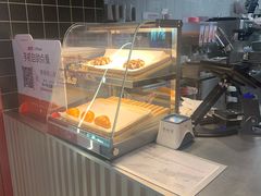 面包甜点陈列柜-肯德基(沈阳机场T3店)