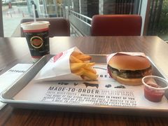 -FATBURGER 特富客汉堡(外交公寓店)