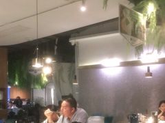 大堂-三个椰子·现砍椰子鸡(金源CBD店)