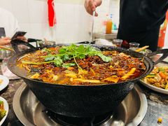 -鸿顺老铁锅美蛙鱼府(解放碑店)