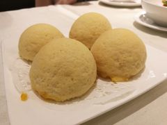 脆皮流沙包-皇朝尊会(龙之梦大酒店)