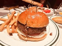 -Wolfgang’s Steakhouse 沃夫冈牛排馆(上海白玉兰广场店)