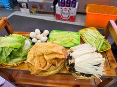 -地锅公社·现炒地锅鸡·地锅鱼·夜宵(罗锦路店)