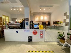 -红小姐咖啡馆(西津渡店)