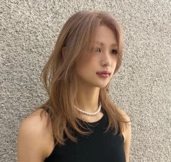 -韩国丽安形象设计
