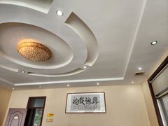 -美顺香食府鱼头老店(雪野湖店)