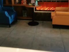 -缦咖电竞酒店(北京鸟巢红军营地铁站店)