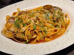 -LESCEDARS Brasserie Bistro香柏树