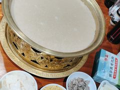 -额尔敦传统涮.冰煮羊火锅(乌兰察布体育场店)