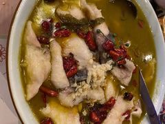 酸菜鱼-食尚胡桃音乐酒馆(滨海店)