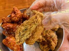 -BHC炸鸡(明洞总店)