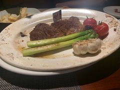 熟成牛排-MONICH牛排融合餐厅(和义大道购物中心店)