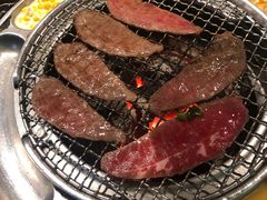 -青瓦炭韩潮烤肉(花园道店)