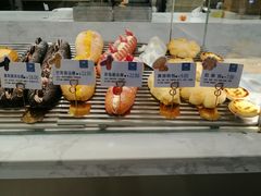 面包甜点陈列柜-OVEN LAB乐欧酵室(裕华万达店)
