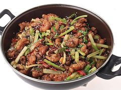 麻辣香锅肥肠-山东老家(黄埔分店)