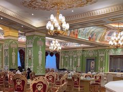 -套娃酒店-中餐厅