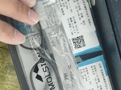 -翰佐蔡司小乐圆·依视路星趣控·暴龙眼镜折扣店