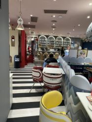 -奈尔宝·儿童乐园·亲子餐厅(前滩店)