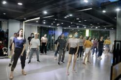 -STAR舞蹈工作室