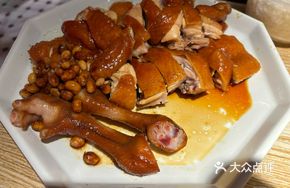 Hong Kong Soy Sauce Chicken