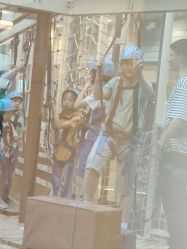 -PIPIKINGDOM皮皮王国欢乐号(欢乐海岸购物中心店)