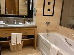 -海创大连科技交流中心(海事大学地铁站店)