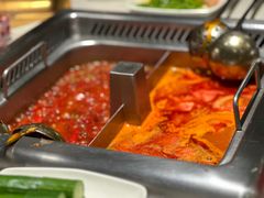 -海底捞火锅鲜切牛肉主题店(长寿路店)