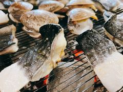 -围炉肉舍•炭烤活鳗•丹东海鲜烤肉(步行街店)