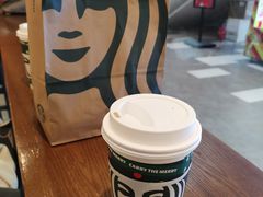 -星巴克(上海虹桥新天地二店)