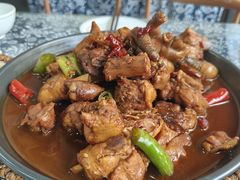 -八两八金·莱芜特色炒鸡(市南漳浦路店)