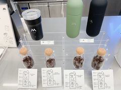 -M Stand(南京紫峰大厦店)
